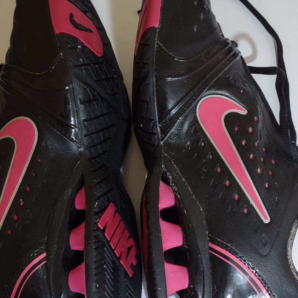 Nike Reax 6 women's size 8.5 black running shoes 472467 - 002 pink